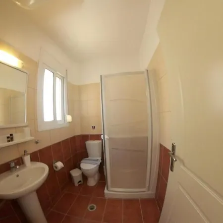 Beach Two Bedroom Maisonette With Sea View בית נופש בארבאטי