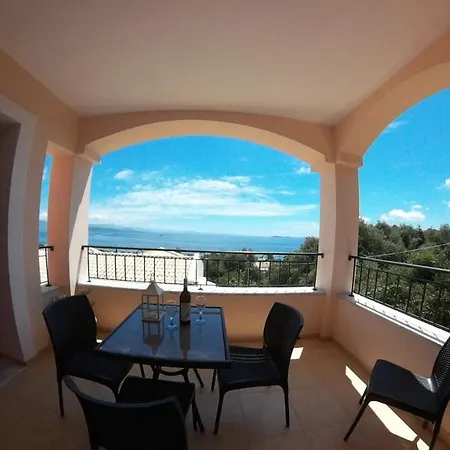 Casa de Férias Beach Two Bedroom Maisonette With Sea View Barbati