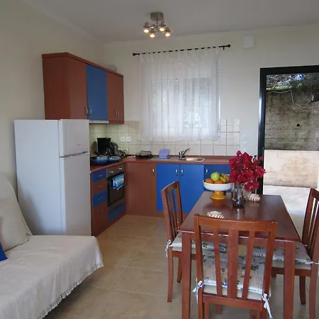 Casa de Férias Beach Two Bedroom Maisonette With Sea View