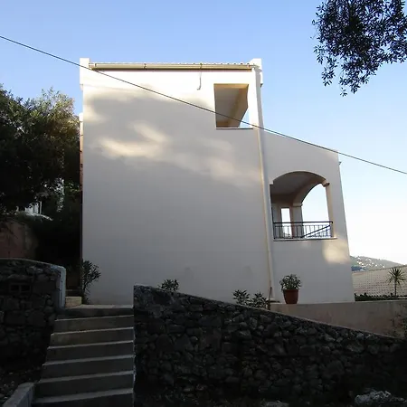 Beach Two Bedroom Maisonette With Sea View Barbati