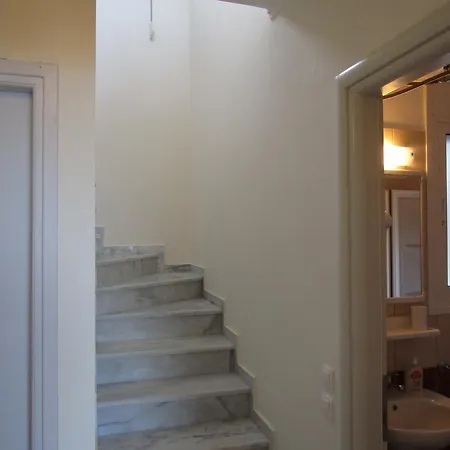 Casa de Férias Beach Two Bedroom Maisonette With Sea View Barbati